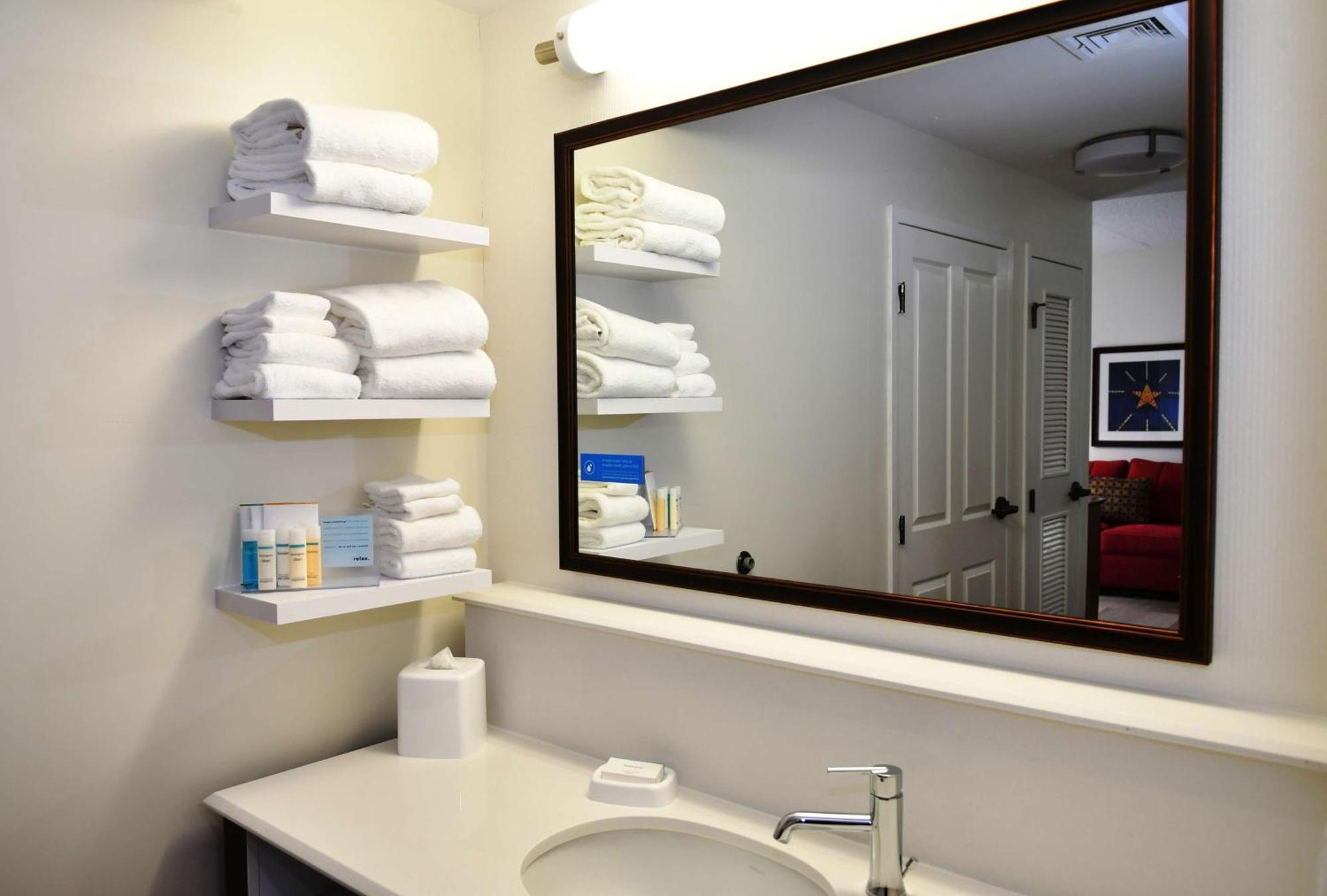 Hotel Hampton &